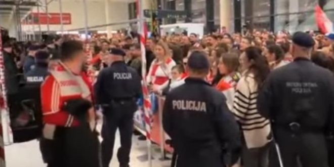 Ustaško divljanje na dočeku rukometaša u Zagrebu: I ministri pevali Tompsonove pesme!